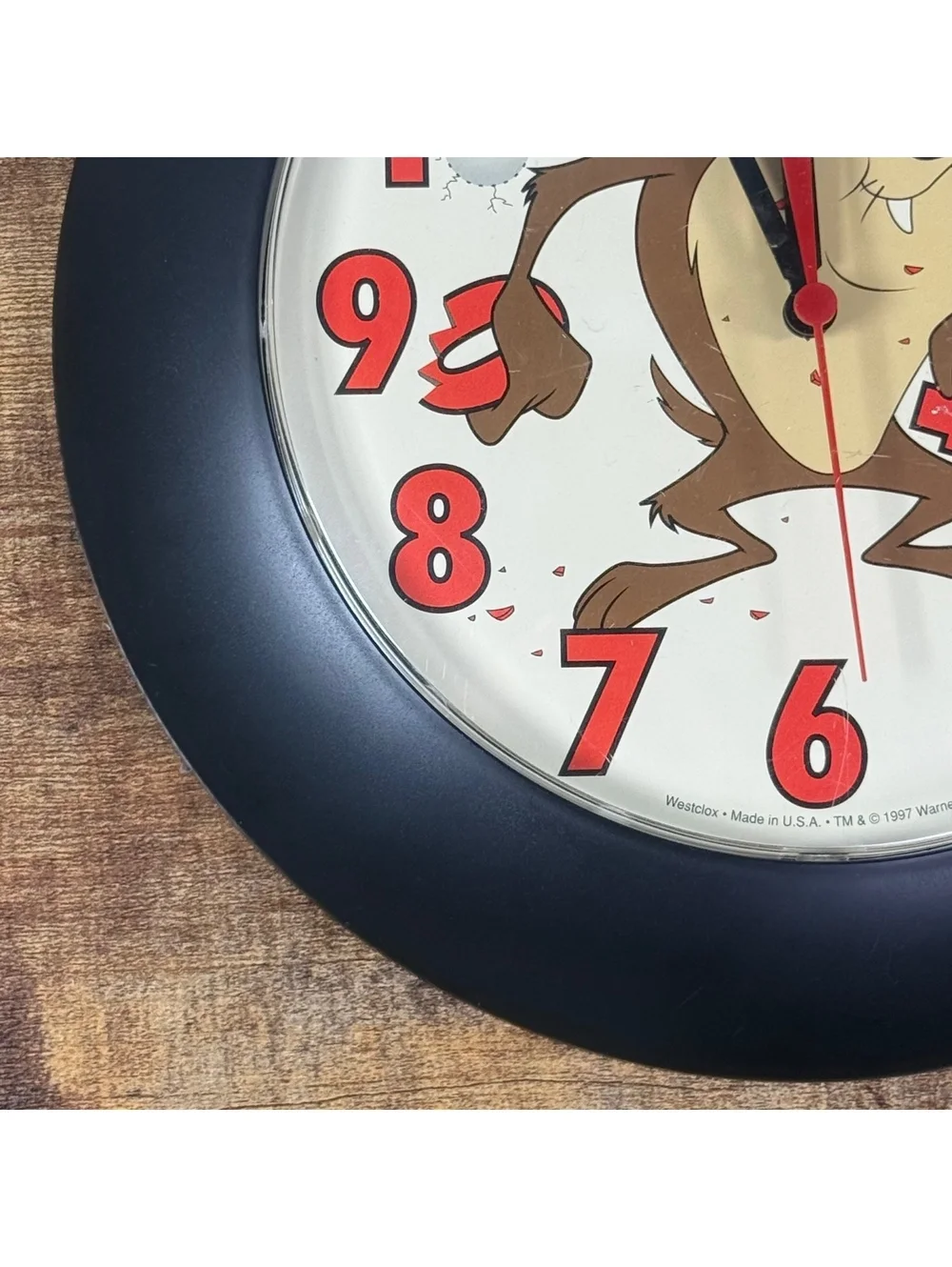 Vintage 1997 Looney Tunes Taz Wall Clock Westclox Warner Bros 11.5” USA